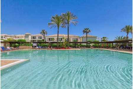 Impressive Playa Granada Golf