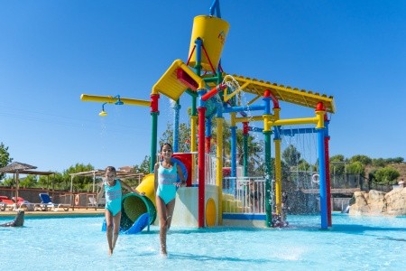 Magic Natura – Animal, Waterpark & Polynesian Lodge Resort