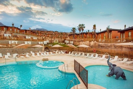 Magic Natura – Animal, Waterpark & Polynesian Lodge Resort