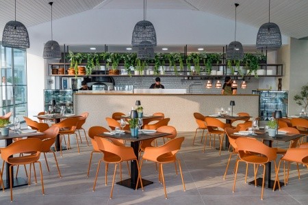 Kypr, Paphos, Louis Ledra Beach, za <span>44.527</span> Kč