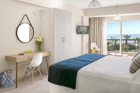 Louis Paphos Breeze - 7