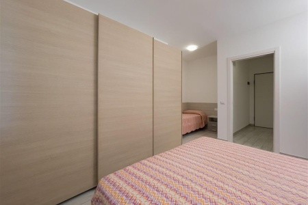 Sunbeach Apartments - 46