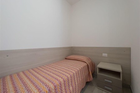 Sunbeach Apartments - 47