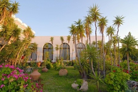 Irene Palace Beach Resort - 9