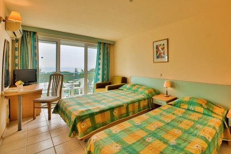 Bulharsko Albena Orchidea 15 dňový pobyt All Inclusive Letecky Letisko: Praha July 2026 (26/07/26- 9/08/26)