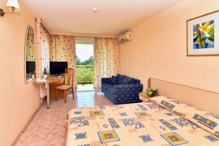 Bulharsko Albena Orchidea 15 dňový pobyt All Inclusive Letecky Letisko: Praha July 2026 (26/07/26- 9/08/26)