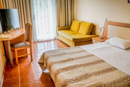 Bulharsko Albena Vita Park 8 dňový pobyt All Inclusive Letecky Letisko: Praha September 2026 ( 6/09/26-13/09/26)