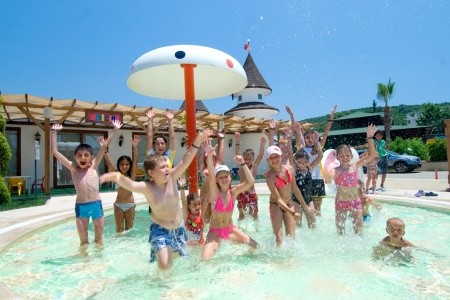 Turecko Turecká riviéra Doganay Beach Club 8 dňový pobyt Ultra All inclusive Letecky Letisko: Praha May 2026 (29/05/26- 5/06/26)