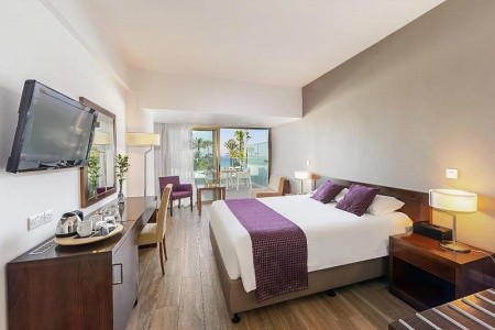 Crystal Springs Beach - 4