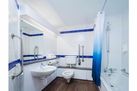 Travelodge London Central City Road - 15