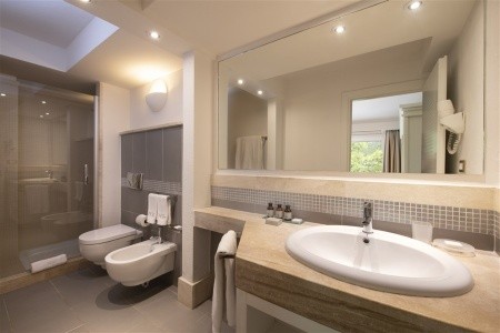 Taliansko Sardínia / Sardegna Chia Laguna Resort Village 15 dňový pobyt Polpenzia Vlastná May 2026 (21/05/26- 4/06/26)