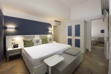 Taliansko Sardínia / Sardegna Chia Laguna Resort Village 15 dňový pobyt Polpenzia Vlastná May 2026 (21/05/26- 4/06/26)