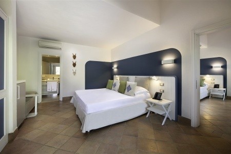 Taliansko Sardínia / Sardegna Chia Laguna Resort Village 15 dňový pobyt Polpenzia Vlastná May 2026 (21/05/26- 4/06/26)