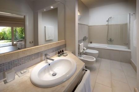 Taliansko Sardínia / Sardegna Chia Laguna Resort Village 15 dňový pobyt Polpenzia Vlastná May 2026 (21/05/26- 4/06/26)