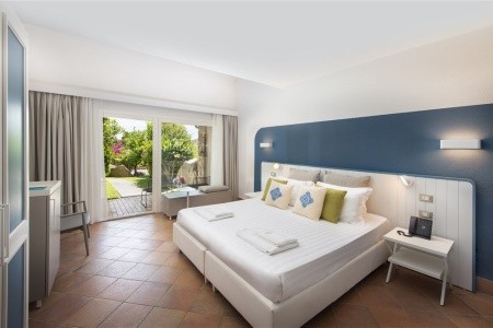 Taliansko Sardínia / Sardegna Chia Laguna Resort Village 15 dňový pobyt Polpenzia Vlastná May 2026 (21/05/26- 4/06/26)