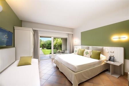 Taliansko Sardínia / Sardegna Chia Laguna Resort Village 15 dňový pobyt Polpenzia Vlastná May 2026 (21/05/26- 4/06/26)