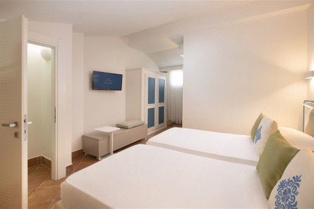 Taliansko Sardínia / Sardegna Chia Laguna Resort Village 15 dňový pobyt Polpenzia Vlastná May 2026 (21/05/26- 4/06/26)