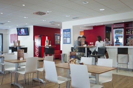 Španielsko Madrid Travelodge Madrid Alcala 9 dňový pobyt Raňajky Letecky Letisko: Praha October 2025 ( 2/10/25-10/10/25)