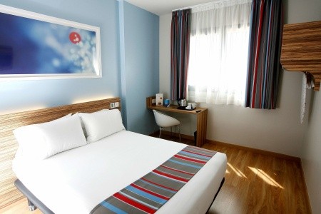 Španielsko Madrid Travelodge Madrid Alcala 9 dňový pobyt Raňajky Letecky Letisko: Praha October 2025 ( 2/10/25-10/10/25)