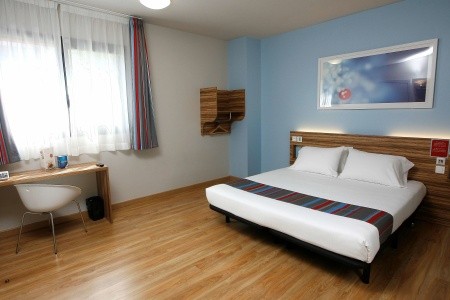 Španielsko Madrid Travelodge Madrid Alcala 9 dňový pobyt Raňajky Letecky Letisko: Praha October 2025 ( 2/10/25-10/10/25)