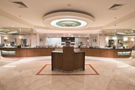 Česká republika Praha a okolie Hilton Prague 4 dňový pobyt Raňajky Vlastná June 2026 (28/06/26- 1/07/26)