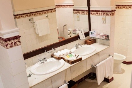 Zanzibar Serena Inn