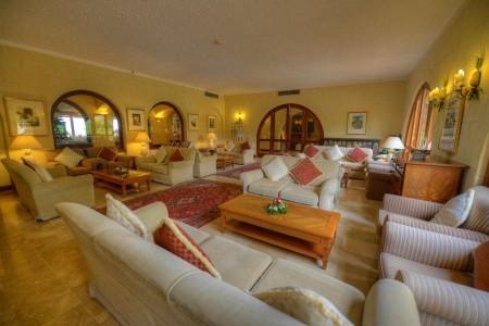 Malta  Ta'cenc 4 dňový pobyt Polpenzia Letecky Letisko: Praha November 2025 (29/11/25- 2/12/25)