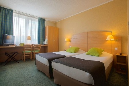 Poľsko Velkopolsko Campanile Poznan 6 dňový pobyt Raňajky Vlastná March 2026 (31/03/26- 5/04/26)