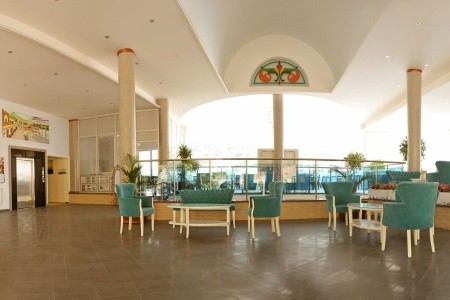 Montebello Resort