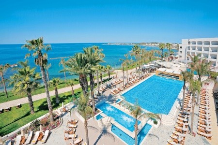 Kypr luxusní hotely 2023