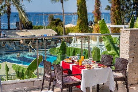 Turecko Alanya Sealife Buket Resort & Beach 12 dňový pobyt Ultra All inclusive Letecky Letisko: Bratislava June 2026 ( 5/06/26-16/06/26)