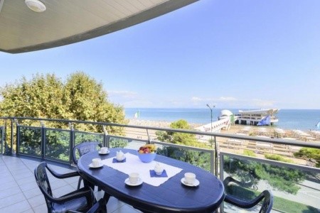 Sunbeach Apartments - 10