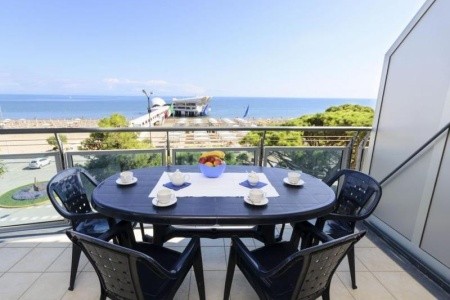 Sunbeach Apartments - 11