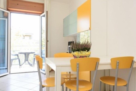 Sunbeach Apartments - 15