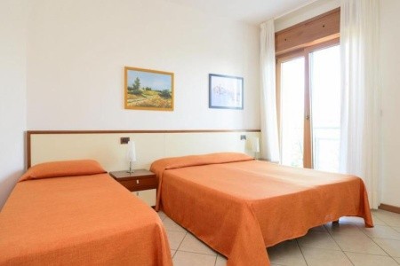 Sunbeach Apartments - 20