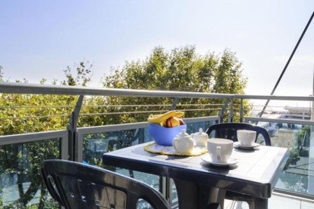 Sunbeach Apartments - 28