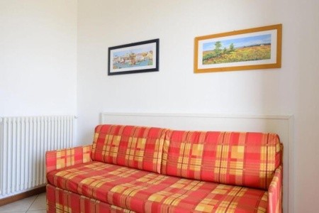 Sunbeach Apartments - 30