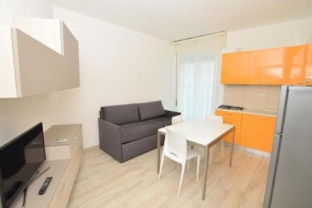 Sunbeach Apartments - 35