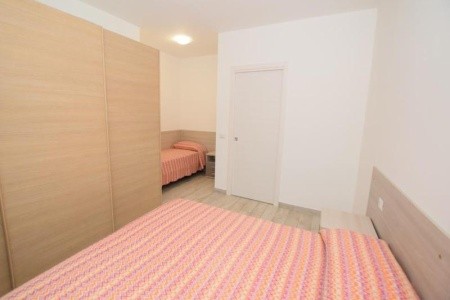 Sunbeach Apartments - 42