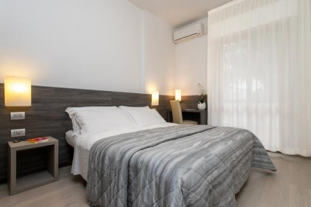 Taliansko Lido di Jesolo Sofia I 10 dňový pobyt Raňajky Autobus September 2026 (11/09/26-20/09/26)