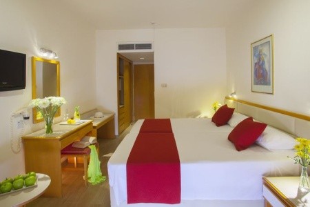 Cyprus Kissonerga Queens Bay Paphos 8 dňový pobyt Polpenzia Letecky Letisko: Bratislava September 2025 ( 4/09/25-11/09/25)