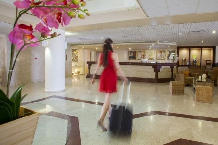 Cyprus Kissonerga Queens Bay Paphos 8 dňový pobyt Polpenzia Letecky Letisko: Bratislava September 2025 ( 4/09/25-11/09/25)