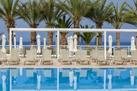 Cyprus Kissonerga Queens Bay Paphos 8 dňový pobyt Polpenzia Letecky Letisko: Bratislava September 2025 ( 4/09/25-11/09/25)