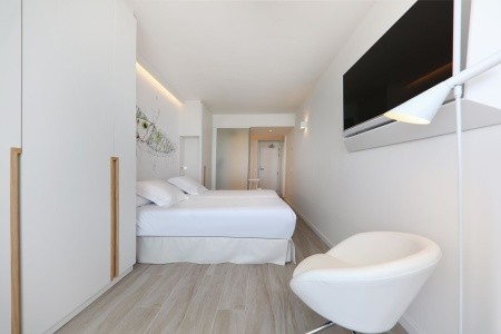 Španielsko Mallorca Iberostar Waves Bahia De Palma (Ex  Royal Cupido) 6 dňový pobyt Raňajky Letecky Letisko: Viedeň October 2025 ( 3/10/25- 8/10/25)