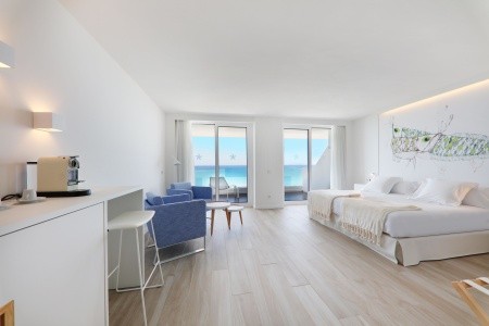 Španielsko Mallorca Iberostar Waves Bahia De Palma (Ex  Royal Cupido) 6 dňový pobyt Raňajky Letecky Letisko: Viedeň October 2025 ( 3/10/25- 8/10/25)