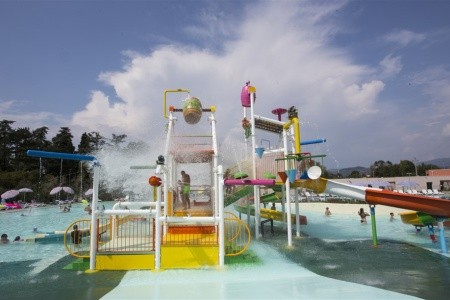 Taliansko Lago di Garda Sisan Family Resort (Cisano Del Bardolino) 5 dňový pobyt Raňajky Vlastná October 2025 (28/10/25- 1/11/25)