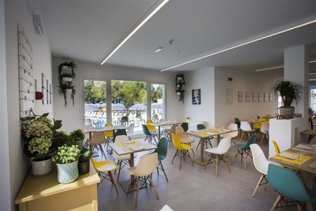 Taliansko Lago di Garda Sisan Family Resort (Cisano Del Bardolino) 5 dňový pobyt Raňajky Vlastná October 2025 (28/10/25- 1/11/25)