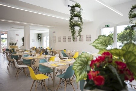 Taliansko Lago di Garda Sisan Family Resort (Cisano Del Bardolino) 5 dňový pobyt Raňajky Vlastná October 2025 (28/10/25- 1/11/25)