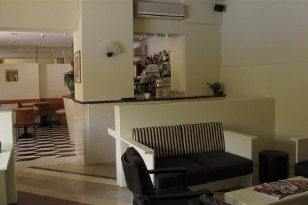 Taliansko Lago di Garda Romeo 8 dňový pobyt Polpenzia Vlastná October 2025 ( 7/10/25-14/10/25)