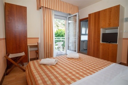 Taliansko Lago di Garda Romeo 8 dňový pobyt Polpenzia Vlastná October 2025 ( 7/10/25-14/10/25)